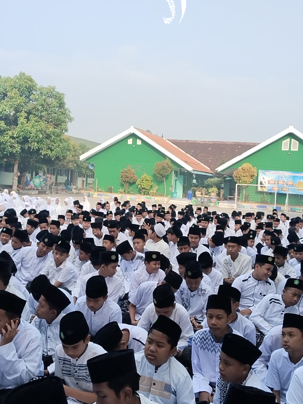 Hanya Allah Kapanpun dimanapun #bersamaallah #dzikirdandoa #asmaulhusna #motivasihidup #mtsn2mojokerto 