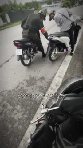 mất xe rồi 😢#xuhuongtiktok #Tonbe✈️ 