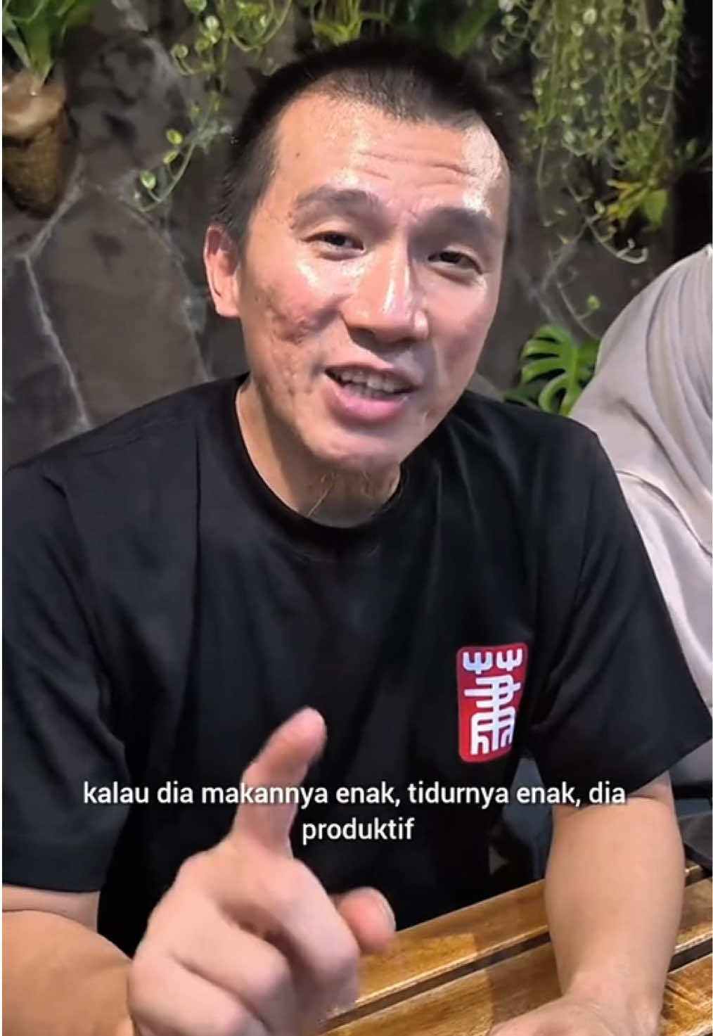 Setuju sih @Felix Siauw menurut mu yok opo rek? @SPESIAL ASAPAN&KENIKIR GORENG #kenikirgoreng #sambeltempong #destinasiwisatakulinermojokerto #asapanmojokerto #sambelanmojokerto 