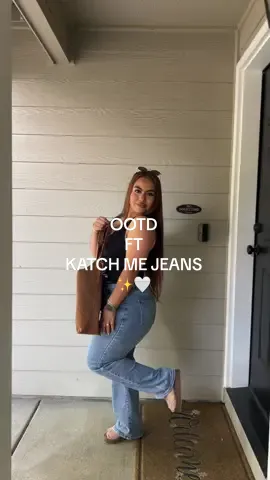 Stretchy, high waisted , & super comfortable!! These are my type of jeans 🥰✨ 👌🏽🤌🏼 @Katch Me #fyp #parati #katchmeofficial #jeans #highwaistedjeans 