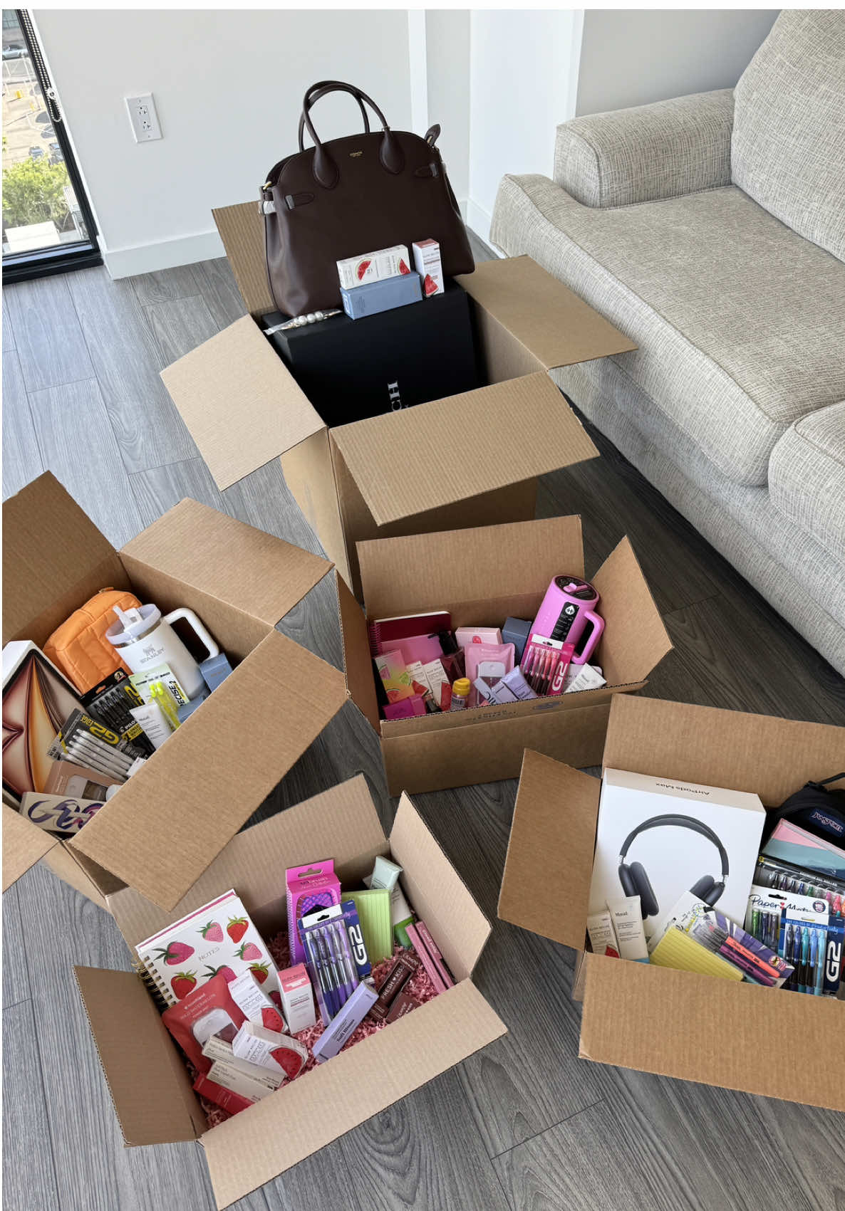 which box is your favorite? 🎧📓✏️ #school #college #schoolsupplies #student #haul #ipad #airpodmax #coachbag 