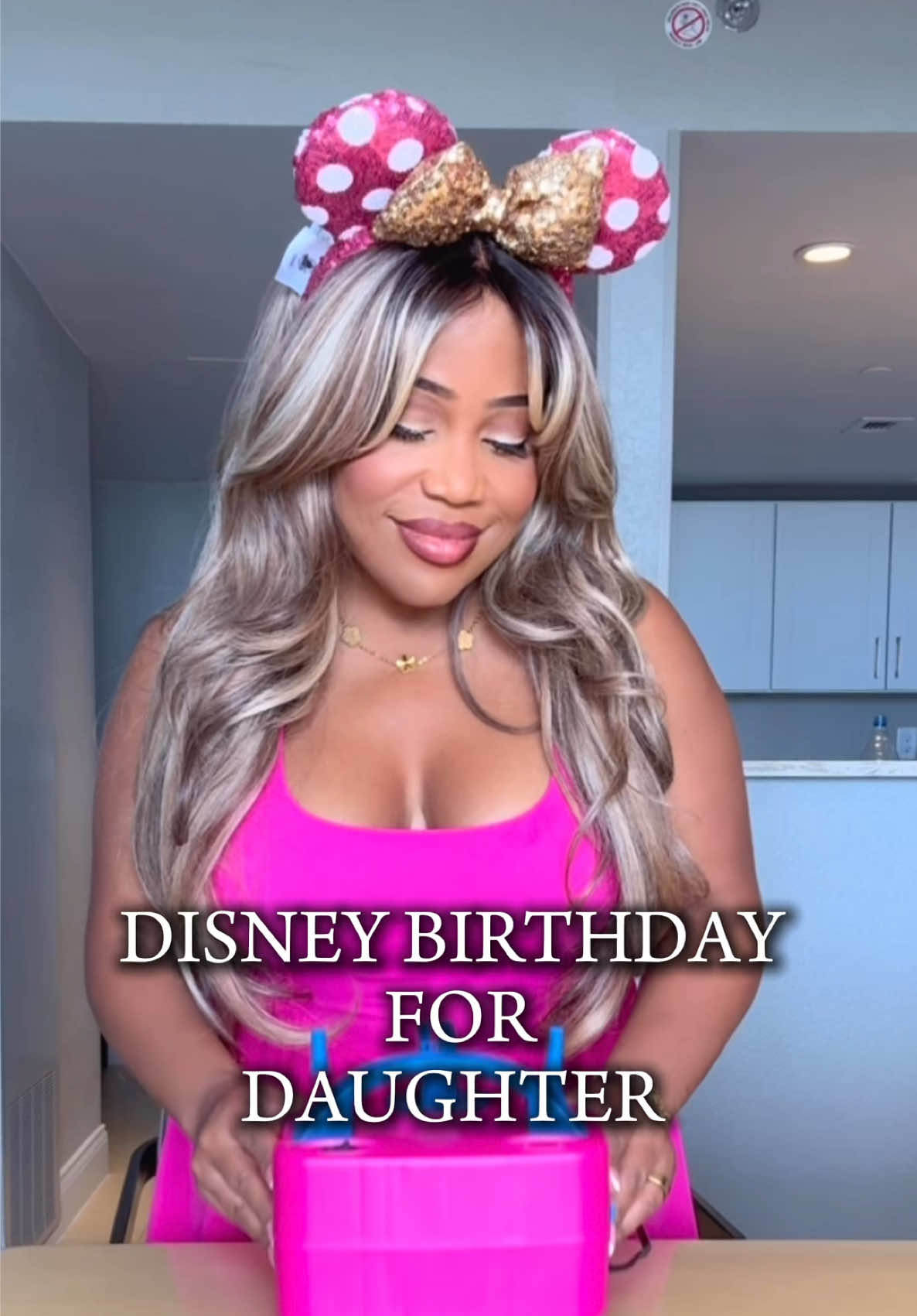 The joy on her face is everything to me 🥹 My baby girl turned 6 today at the most magical place on earth: Disney World!  #birthdayparty #disney #momlife #girlmom #kidsbirthdayparty