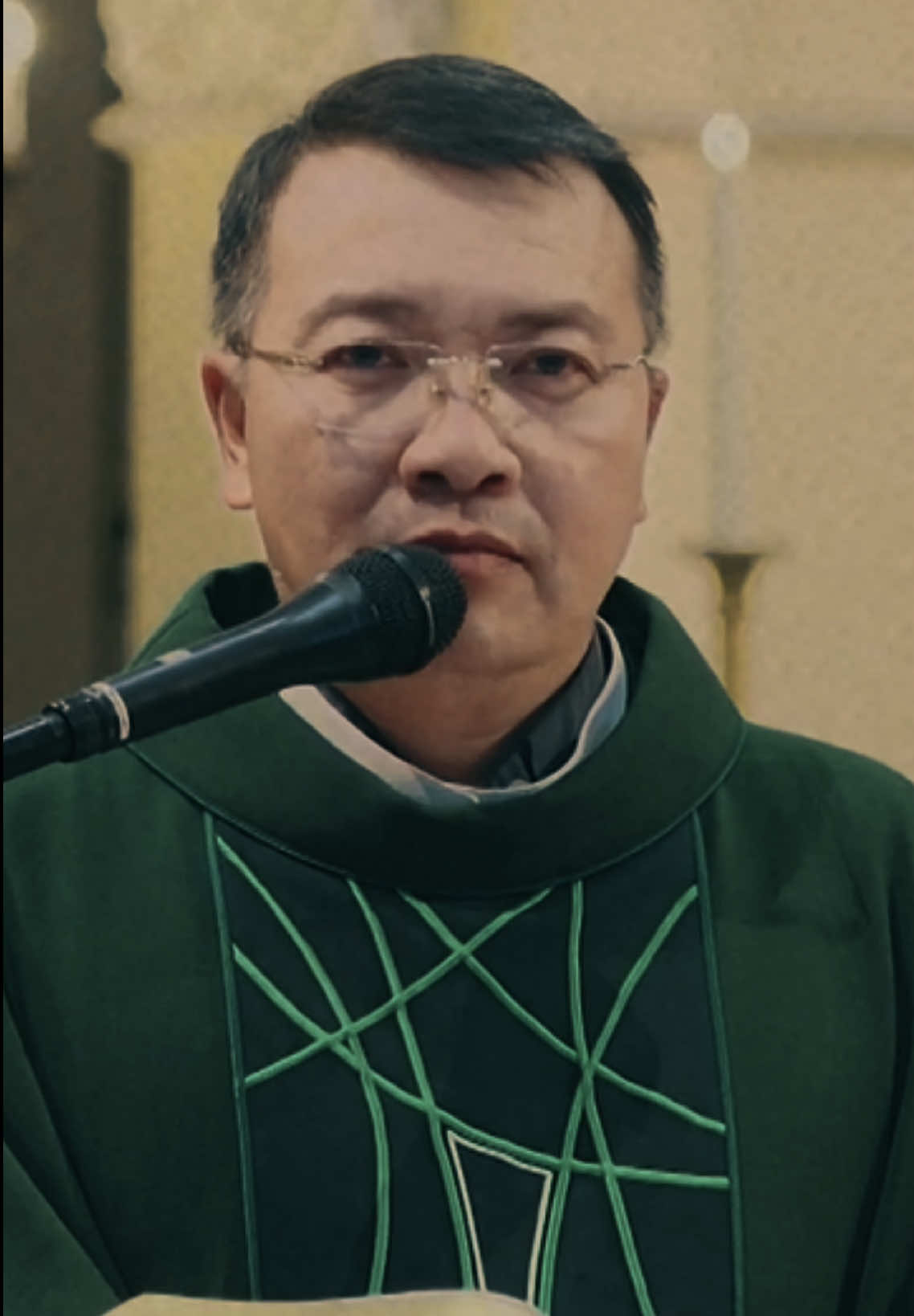 Bạn chọn mình là người như thế nào ? #lmphuongdinhtoai #cauchuyencuocsong #binhancatholic #catholictiktok #sachchiecchieusaubuihoaquynh 