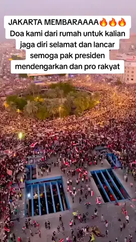 Ribuan mahasiswa lakukan aksi demo depan gedung DPR demo ini beranjak karena kelakuan DPR joget bersama sementara rakyat menderita mahasiswa memang mantap reformasi cameback98 demomahasiswa2025 demodepangedungdpr aksidemo#dpr #indonesia🇮🇩 #beritaviral #politik #beritatiktok 