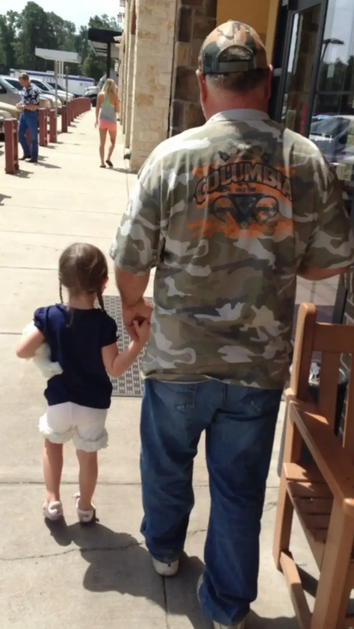 Those two… she was definitely his little best friend… I added the picture and let TT find the music… she will never forget him.. he made sure she knew how much he loved her! @presley camille🌷 #FYP #hislittleprincess #bff #💙🩷