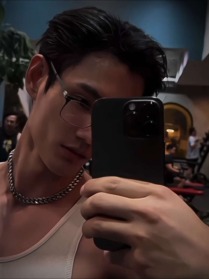he always does😩🫦 @pavelphoom #pavelphoom #pavel #poohpavel #fyp #trending 