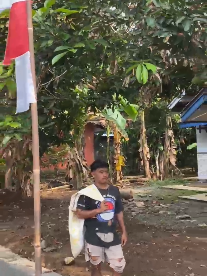 kira - kira wong pada mlayu ora yah? #dosix #masukberanda #karnaval #ngapak #gelandangan 
