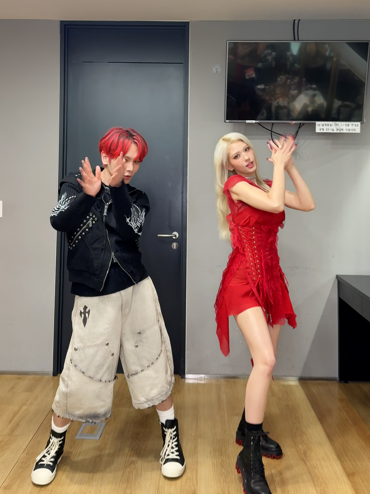 #SHINee #KEY 님과 함께 CLOSER 💃❤️ @shinee_official #JEONSOMI #전소미 #CLOSERchallenge #CLOSER #JEONSOMI_CLOSER #ChaoticandConfused #THEBLACKLABEL #더블랙레이블