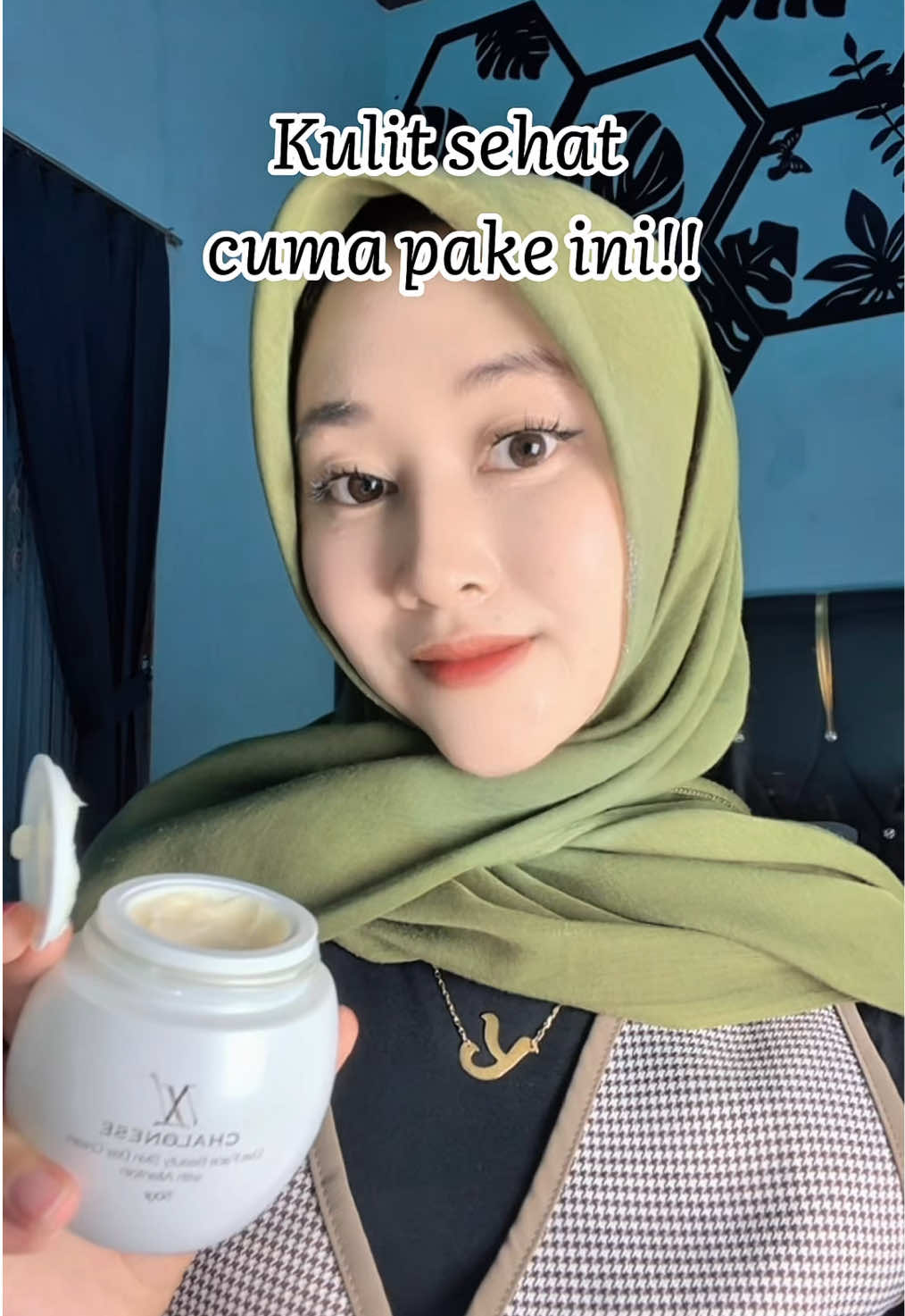 Moisturizer yg bikin kulit jadi sehat ✨ aku pake yg varian day creamnya @CHALONESE perawatan kulit  #moisturizer #daycream #chalonese #moisturizerchalonese 
