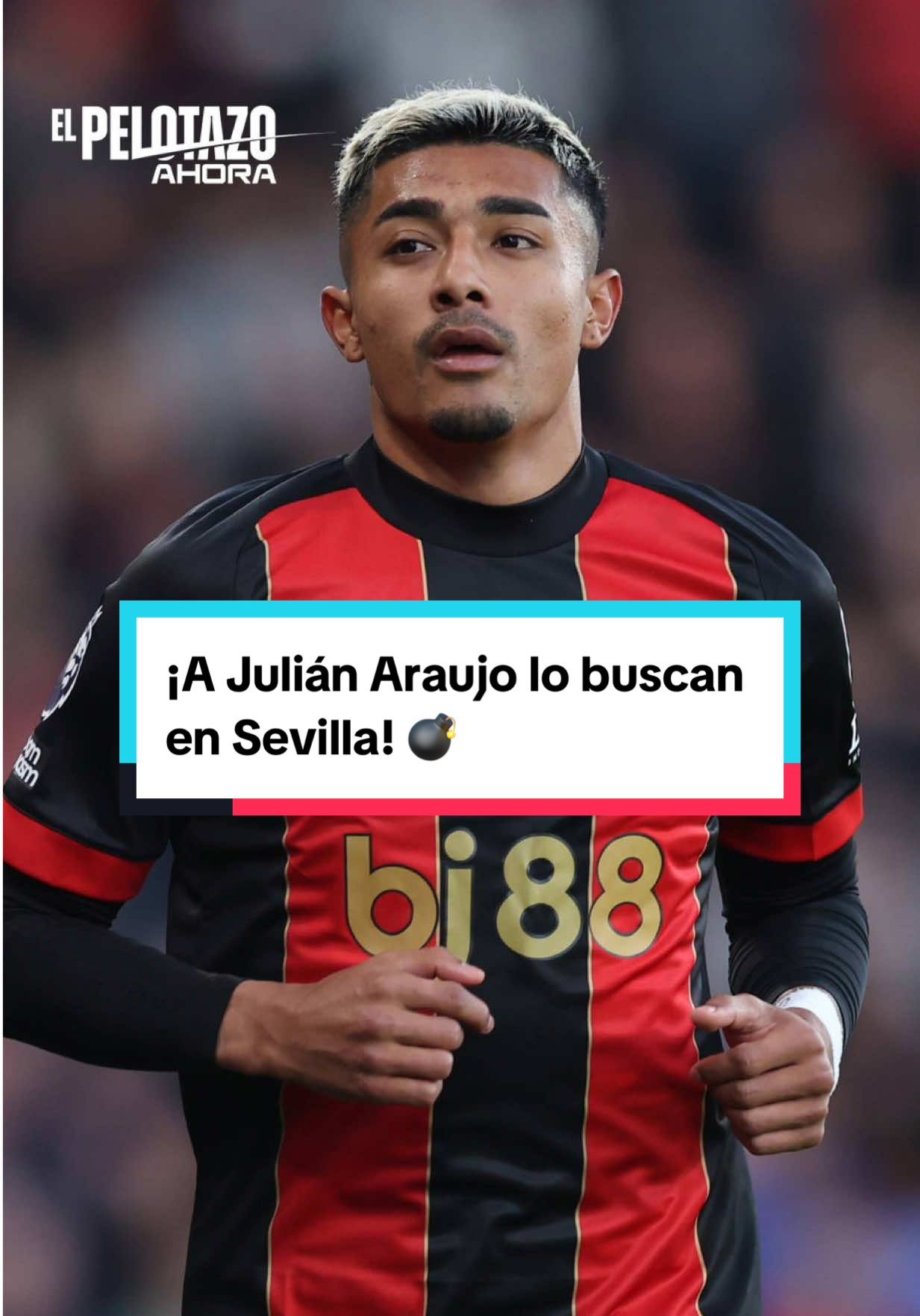 ¿Julián Araujo llega al fútbol español? 👀🇲🇽🇪🇸 Matías Almeyda busca lateral y el mexicano sería una de las opciones 💣 🎙 Diego Arrioja y Vero Rodríguez lo platican en #ElPelotazo. 📺 “El Pelotazo Ahora” todos los días 11pm ET por Telemundo Deportes Ahora. #julianaraujo #mexico #sevilla #futbol 