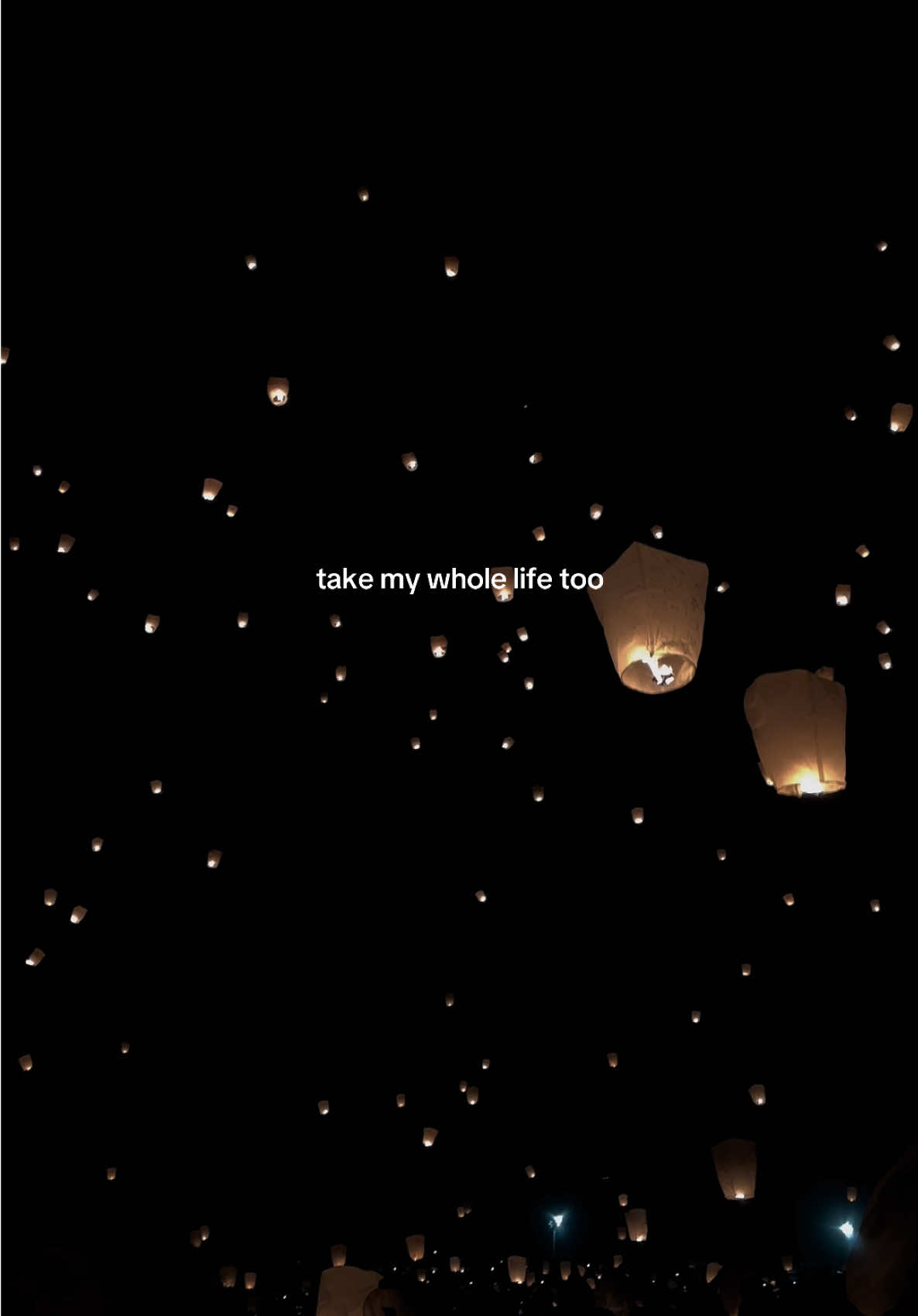 i’m bawling  #lantern #fairytail #floatinglights #starrynight #myheart 