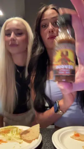 Rating Shinedown hot sauces with @ava                         🪳  #shinedown 