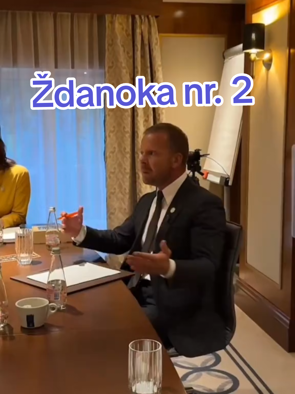 kad vairs neslēpj savu patieso maksātāju. Cerams ka atrāk atradīs, kā Ždanokai un Mamkinam īstos darba devējus liekam likmes cik atri aizbēgs no Latvijas - kad sāks interesēties no kurienes nāk nauda. #rosļikovs  #vate  #asinsnauda  #politika  #stabilitātei 