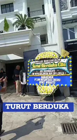 Bunga papan ucapan duka cita by NAURA FLORIST info dan pemesanan klik link di BIO  #bungaduka #papandukacita #bungapapan #karanganbunga #fyp 