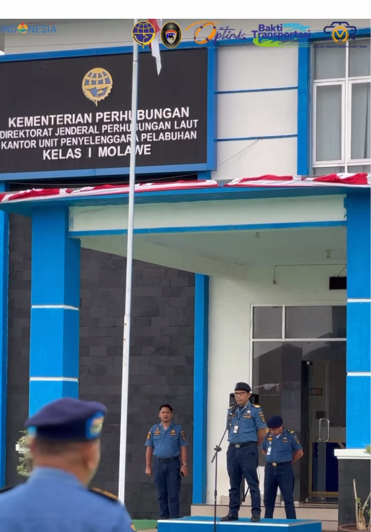 #kawanlaut, Senin, 25 Agustus 2025 Kantor Unit Penyelenggara Pelabuhan Kelas I Molawe telah melaksanakan Apel Pagi rutin yang dilaksanakan di halaman UPP Molawe dan diikuti oleh seluruh pegawai UPP Molawe. Dan yang bertindak sebagai Pembina Apel hari ini Kepala Seksi Faspel Bapak Asrul, S.IP. @djplkemenhub151 @kemenhub151  @dudypurwadaily  #djpl #djplkemenhub151 #djplkerjadenganhati #djplkemenhub #kemenhub #kemenhub151 #kemenhubri #kemenhublaut #smrt #smrthublapastinya #lewatlaut #transportasimaju #janganlupabahagia 
