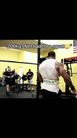 200kg MILITARY PRESS WTH #fyp #larrywheels 