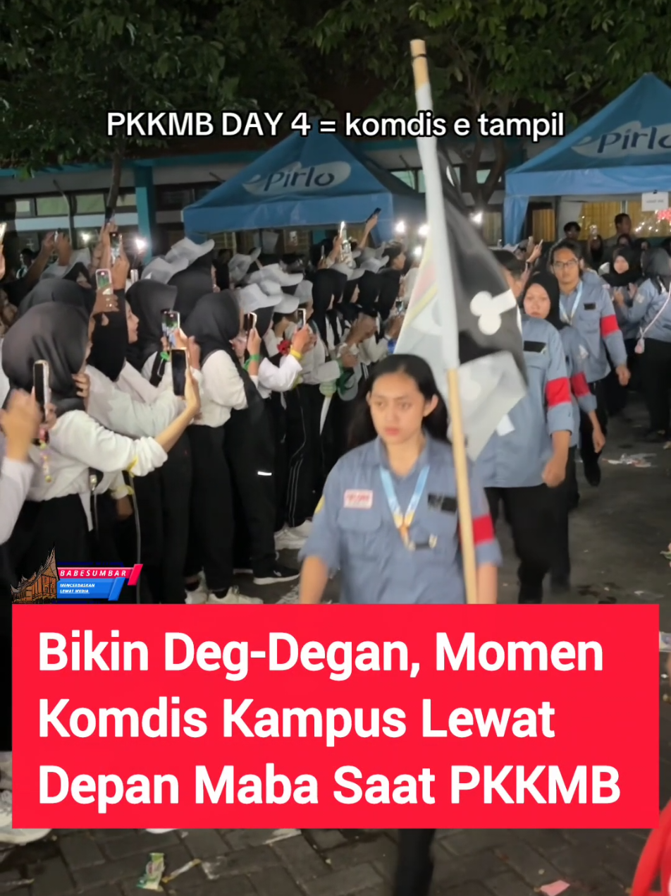 Komdis kampus adalah singkatan dari Komisi Disiplin di lingkungan kampus bertugas menegakkan peraturan dan etika mahasiswa. Komdis biasanya dibentuk untuk menertibkan dan menjaga etika mahasiswa baru pada proses pengenalan kehidupan kampus bagi mahasiswa baru (PKKMB). Tidak itu hanya itu, komdis juga bertugas untuk menjaga kedisiplinan panitia dalam sebuah acara. Viral di media sosial sebuah video yang dibagikan oleh akun tiktok @mawctha dengan caption 