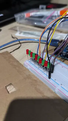 #arduino #arduinoproject LED chaser 