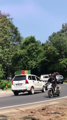 tertipuuu🤭😂 #huntingbus📸 #emplakpangandaran 