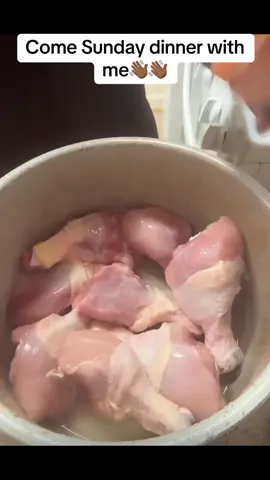 Come Sunday dinner with me #Sunday #Dinner #FYF #FYP #Chicken