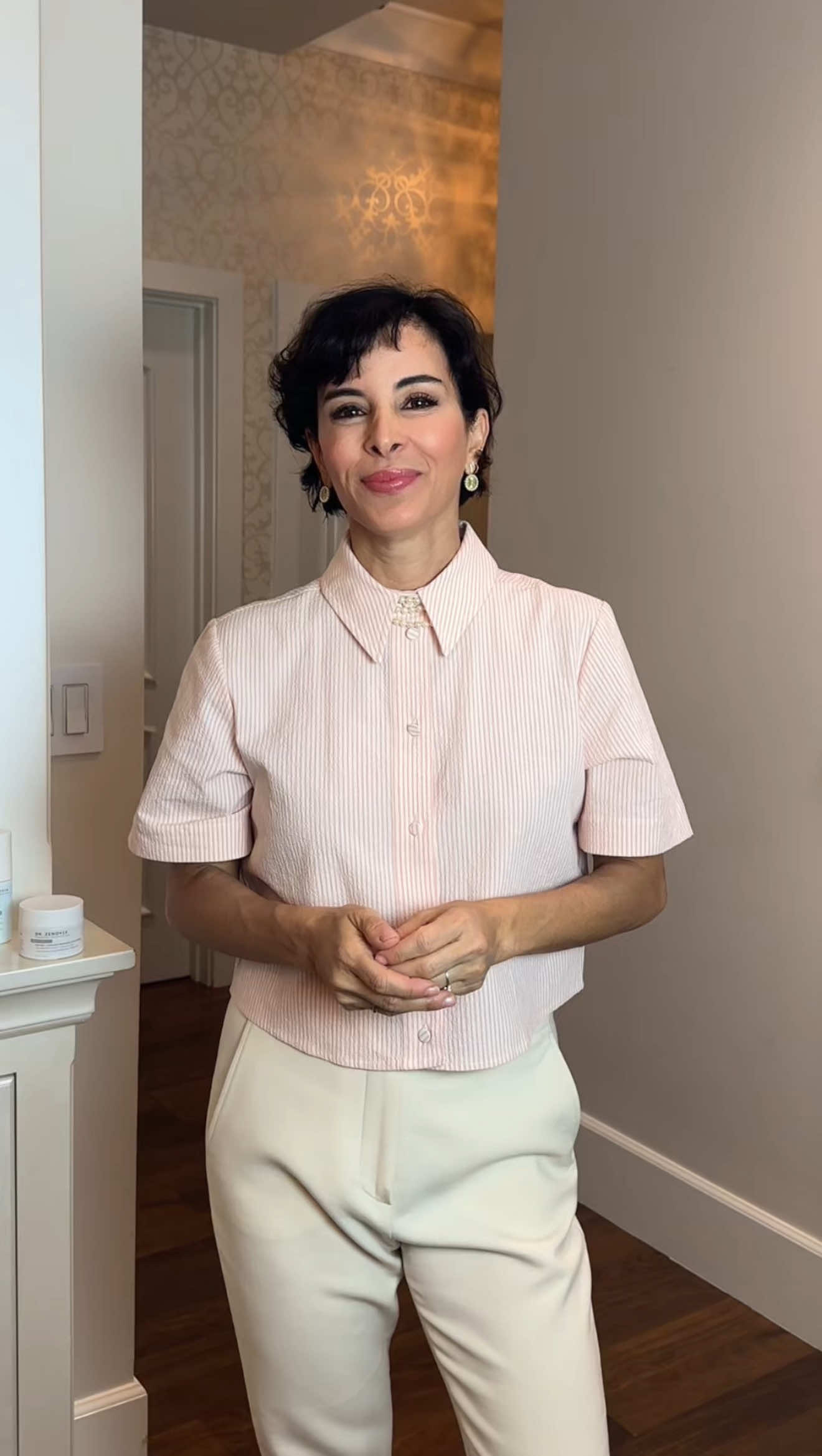 👩‍⚕️ Ask Dr. Z is back! You asked what “medical grade” really means.  #AskDrZ #MedicalGradeSkincare #DrZenovia
