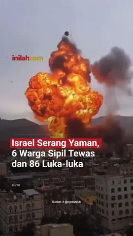 Ketegangan di Timur Tengah kembali memuncak setelah serangan udara Israel menghantam ibu kota Yaman, Sanaa, pada Minggu (24/8/2025). Serangan yang menargetkan infrastruktur vital ini dilaporkan menewaskan 6 warga sipil dan melukai 86 orang lainnya, serta memicu kecaman keras dari kelompok Houthi. Juru bicara Kementerian Kesehatan Houthi mengonfirmasi jumlah korban tersebut. Serangan ini disebut menargetkan dua lokasi utama: stasiun perusahaan minyak di Jalan al-Sitteen dan sebuah pembangkit listrik di Haiz, di bagian selatan Sanaa. Pihak Israel tak menampik telah melancarkan serangan itu. Dalam pernyataan resmi yang dirilis pada Senin (25/8/2025), militer Israel mengonfirmasi bahwa mereka menargetkan sejumlah 'lokasi militer Houthi' di Sanaa. Sasaran tersebut termasuk area di dekat istana presiden, pembangkit listrik, dan fasilitas penyimpanan bahan bakar. Serangan ini diklaim sebagai respons atas serangan berulang yang dilakukan oleh Houthi terhadap Israel. - Selengkapnya kunjungi website dengan klik link di bio atau download aplikasi di AppStore dan Google Play Store. #inilahNews #Houthi #Yaman #PerangTimurTengah #Inilahcom #titiktengah #titikcerah 
