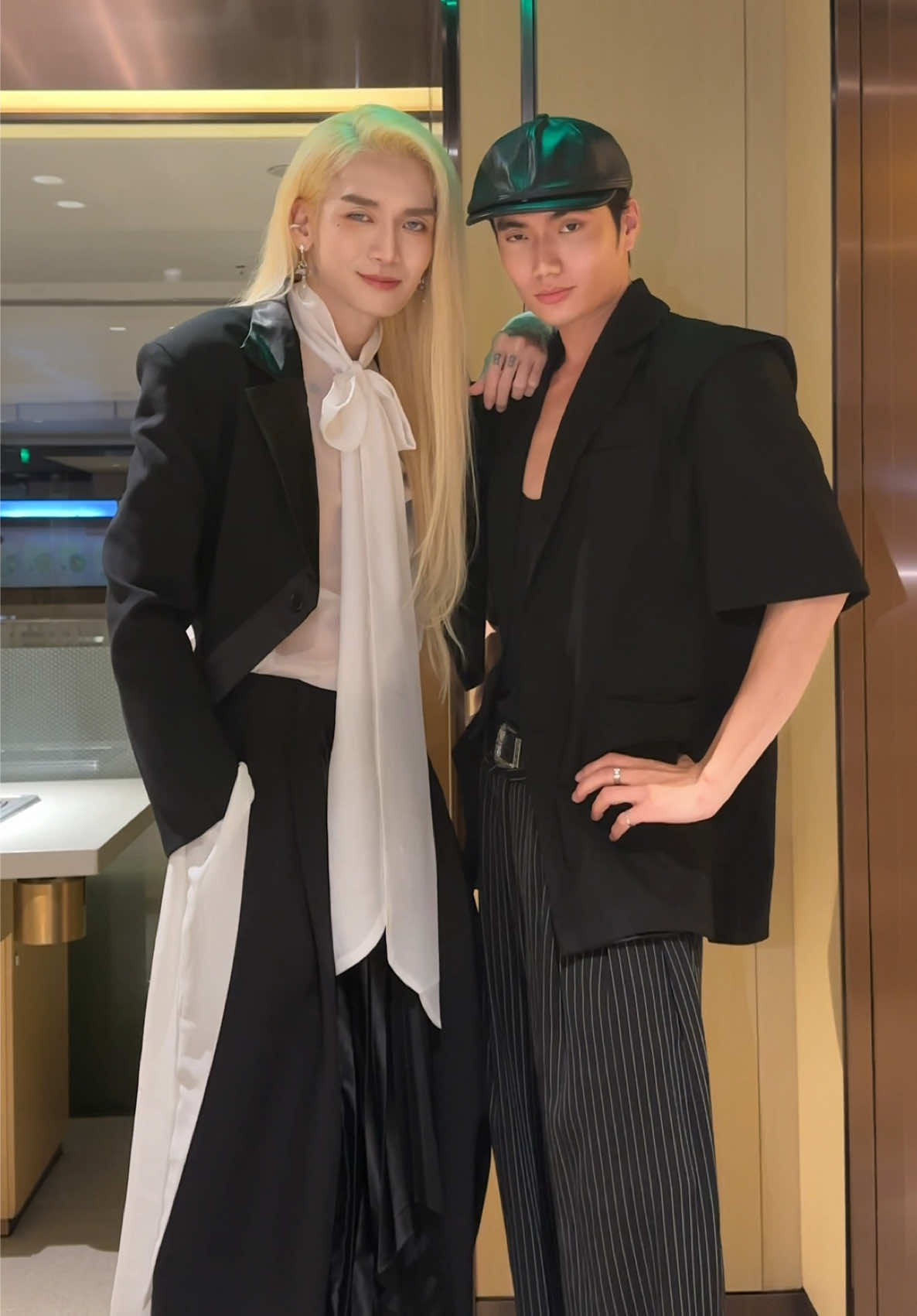 Nhào dô =))) 😆 @BB Trần  #fashion #LearnOnTikTok #trending #fyp #harrynista 