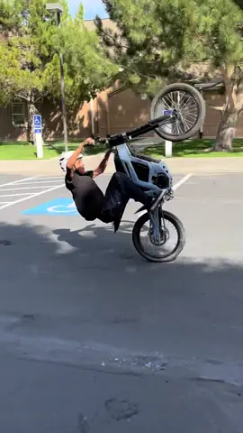 #fyp Once i wanna learn combos its over 