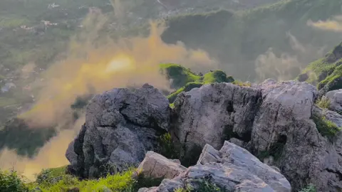 صبح اوٹھ کے میں پوچھیا کوئل کولوں 🌲⛰️ قلعہ کرجائی 🖤 #wade_e_banah 
