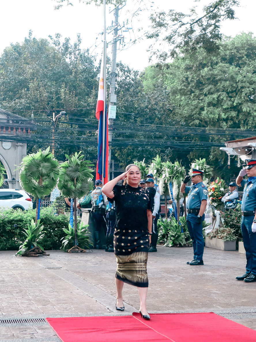 (A)  Isang pagpupugay sa mga bayaning nag-alay ng kanilang buhay para sa kalayaan at demokrasya, at paalala na bawat isa sa atin ay may kakayahang maging bayani sa sarili nating paraan. 🇵🇭 #ANGELwithU  #TGiS  #KonsehalAngeluDeLeon #GitingNgPasig #AllGloryToGod