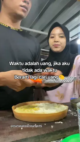 #martabakblackmrobangki95 #jajananviral #kulinerpku #fypage #masukberandafyp 