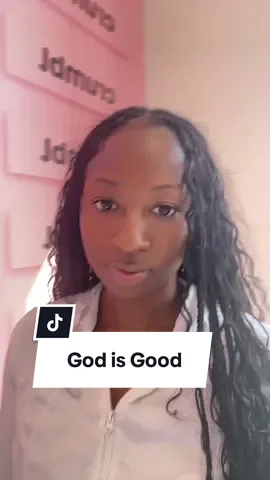 God is good and so is @Crumbl #dubaichocolate #christiantiktok #jesus #vlogs Let’s get cookie crumble 