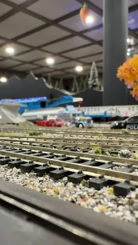 #bigboystraintoys #anniesnscale #denvertrainsdotcom #warbonnetts #trainlayout