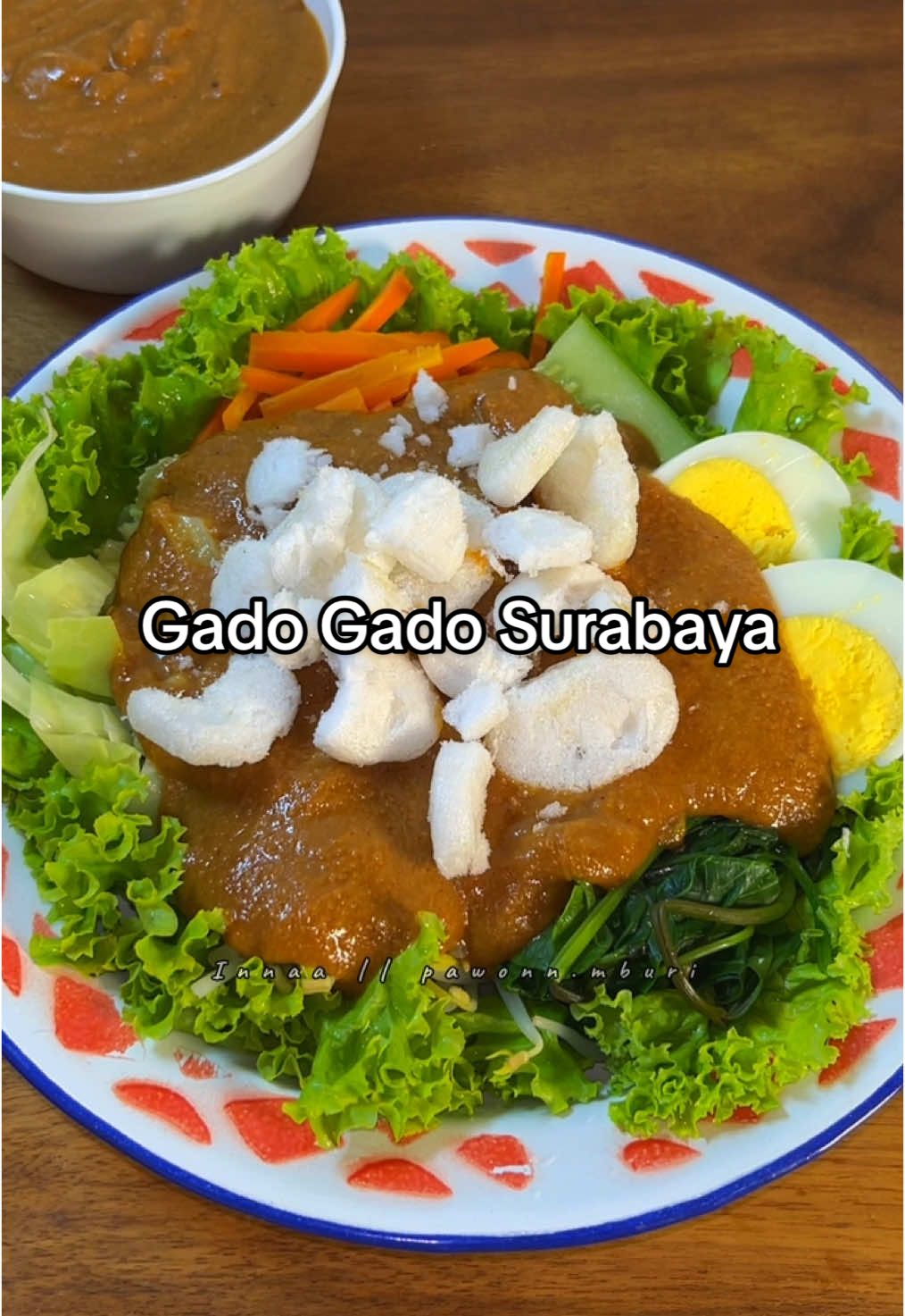Gado gado surabaya. ✨ Save dulu buat ide masak nanti. Bahan: - 150 gram kacang goreng - 75 gram kentang rebus - 1 sdt petis udang - 100 gram gula merah - 1 kelereng asam jawa - 2 sdt bawang putih bubuk - 2 sdt cabe bubuk - 1 sdm gula - 1 1/4 sdt garam - 1 sdm kecap manis - 65 ml santan instan - 500 ml air panas