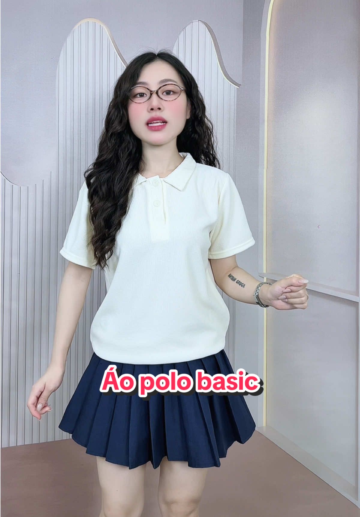 Áo polo basic cho mấy bà mặc đi học, đi làm. Vừa trẻ trung vừa lịch sự #hoam5ne #aopolo #aopolodep #aopolonu 