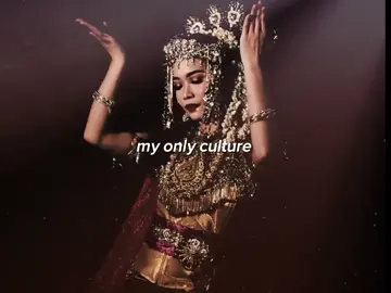 Staro ni buleh ko  #kelantan #kelantanculture #langkasuka #tariasyik #tarimengadapbalai 