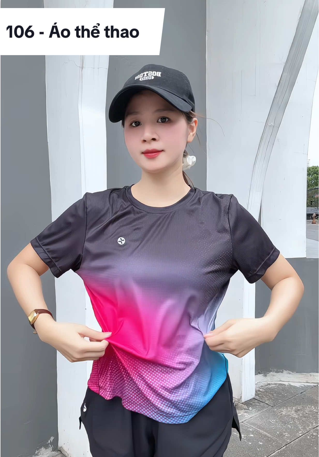 Áo phối màu khoẻ khoắn ghê luôn. Áo nhà COOLMATE chưa khi nào làm mình thát vọng.. Mặc thoáng khí cực #kathyphuong #OOTD #myoutfit #aothethao #coolmateactiveforwomen 