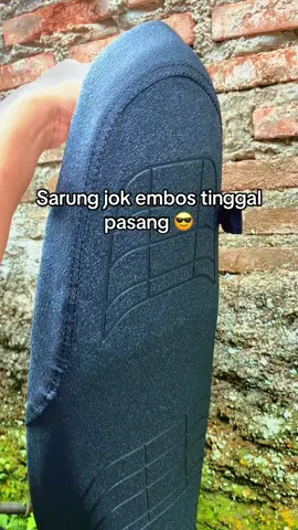 Sarung jok embos tebal udah di lengkapi tali perekat dan karet tinggal pasang 😎👇#sarungjok #coverjok #jokmotor #coverjokmotor #