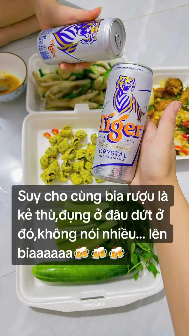Suy cho cùng bia rượu là kẻ thù,đụng ở đâu dứt ở đó,không nói nhiều… lên biaaaaaa🍻🍻🍻#1995🏳‍🌈 