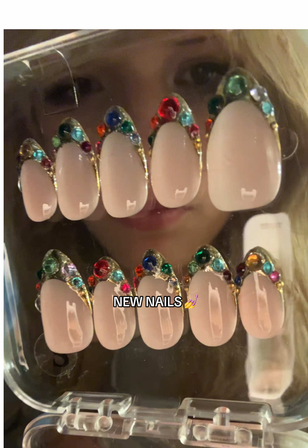 and the best part???? they’re by NAILPHORIA (they will last forever) #nailphoria 