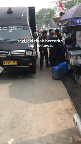 tertawa biar terlihat tenang @__COHYAKK%💥💊 #fyppppppppppppppppppppppp #ngopi #tenang #tertawa #CapCut 