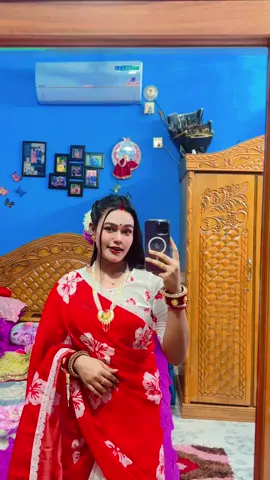 লাল শাড়ি,লাল টিপ❤️শাড়ি/গাজরা from:@তিলোত্তমা কালেকশন /Jewellery:@রিদ্যাংশী 🥰 