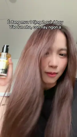 Đi gội mà chị gội đầu xin in4 con này là biết nó mượt mới thơm cỡ nào r đó, tập dùng serum dần đi mấy má, k hề bết nha #goclamdep #chunhung #cuocduanhasangtao #tresemme 