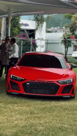 #r8 #fyp #parati #audir8 #foryoupage 