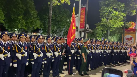Chúc chị em phụ nữ da trắng mặt xinh #a80 #xuhuong #kyniem80namquockhanh #khoicanhsatbien 