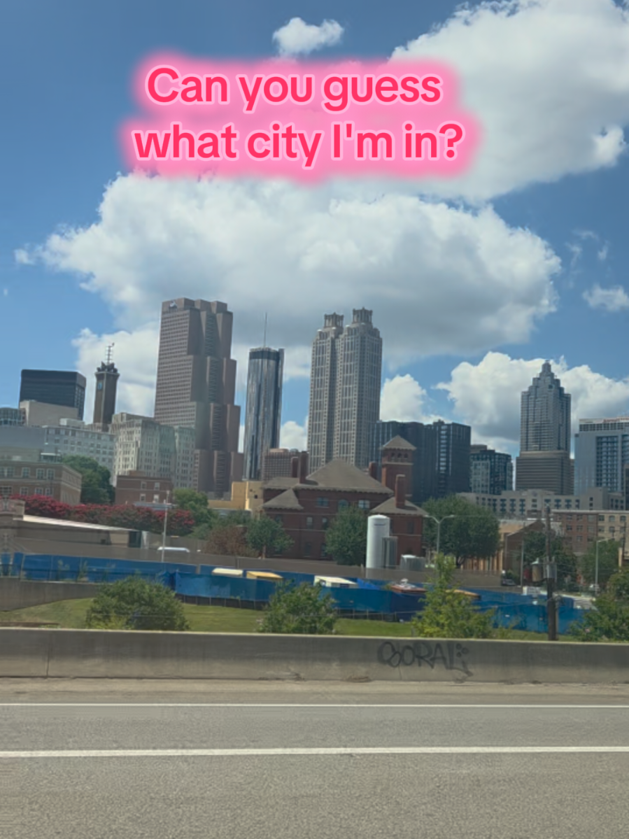 Can you guess what city I'm in? #mycity #travel #traveltiktok #trendingvideo #melissacowanrattray 