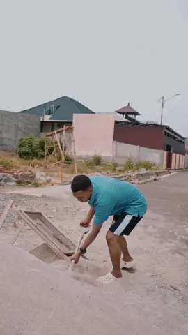 Kerja capek tidak punya kerja lebih capek