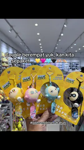 Couple berempat yuk gantungan kuncinya, kan kita sepaket...  #minisoidgoodthing #belanjadiminiso #gantungankunci #couple #bestie 