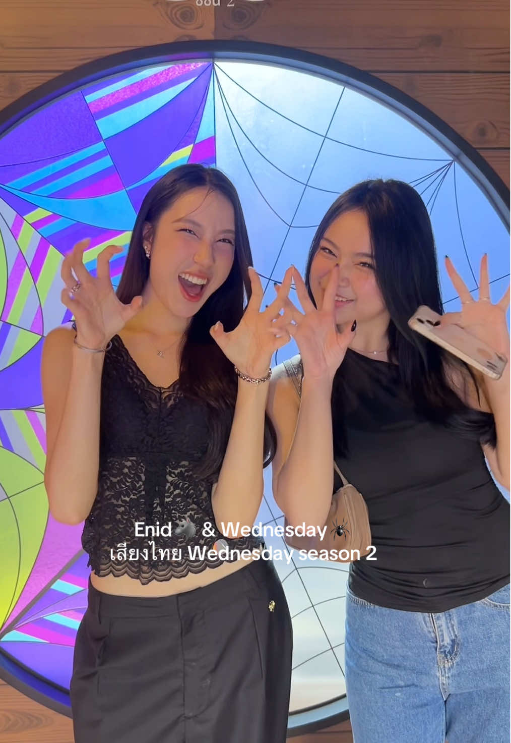 ใครฟังพากย์ไทยบ้างง เสียงพวกเราเองง~🙌🏻 #wednesdaynetflix #thaidubbing #พากย์ไทย #นักพากย์ #รวมพลคนoutcast 