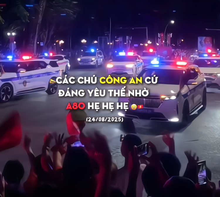 👮‍♀️: yêu Tổ quốc 🇻🇳…thế bao giờ mình yêu nhau😆🤣 gì cũng dám thoại hết á 😁 | Cre vd: @Chuyện Của Hiếu @Vận chuyển quốc tế @ANTI ĐI LÀM @Kiều Linh @antidilam @theanh28trending @beatvn #a80 #quockhanhvietnam #dieubinh #duyetbinh #iuk_hru 